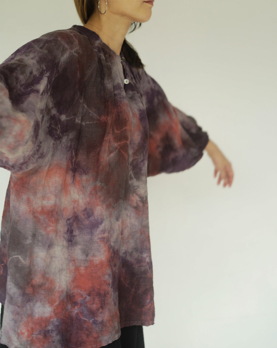 one of one hand dyed 2way blouse